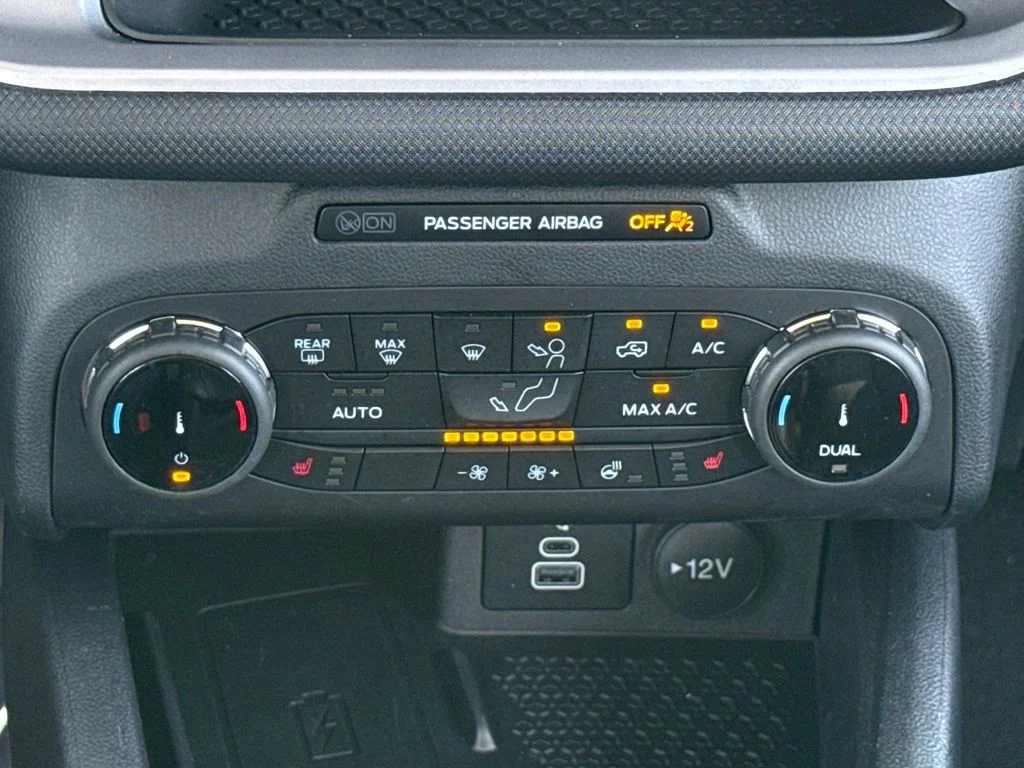 Used 2023 Green Ford Outer Banks image 21