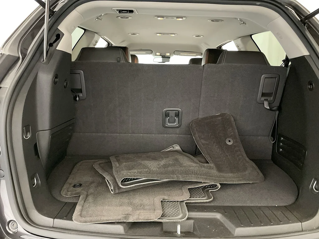 Used 2017 Tungsten Metallic Chevrolet Premier image 25