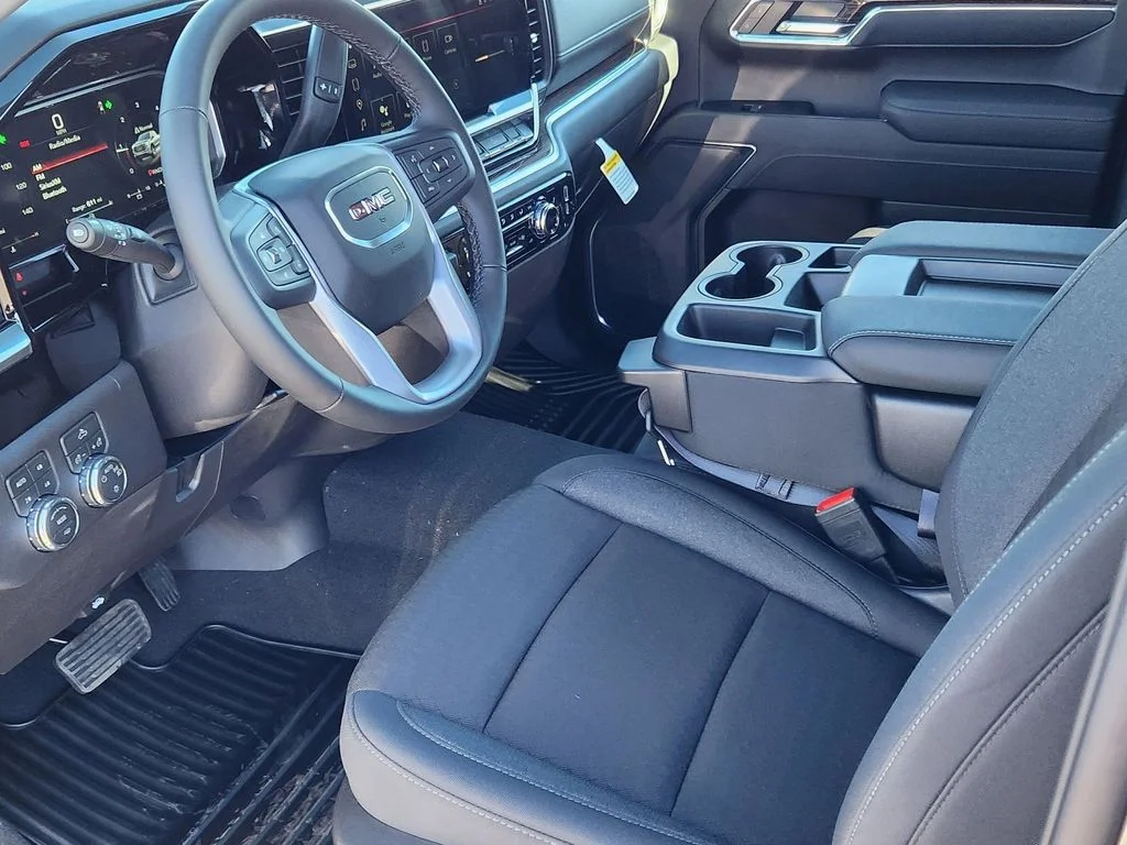 2026 GMC Sierra 1500 SLE - Photo 13