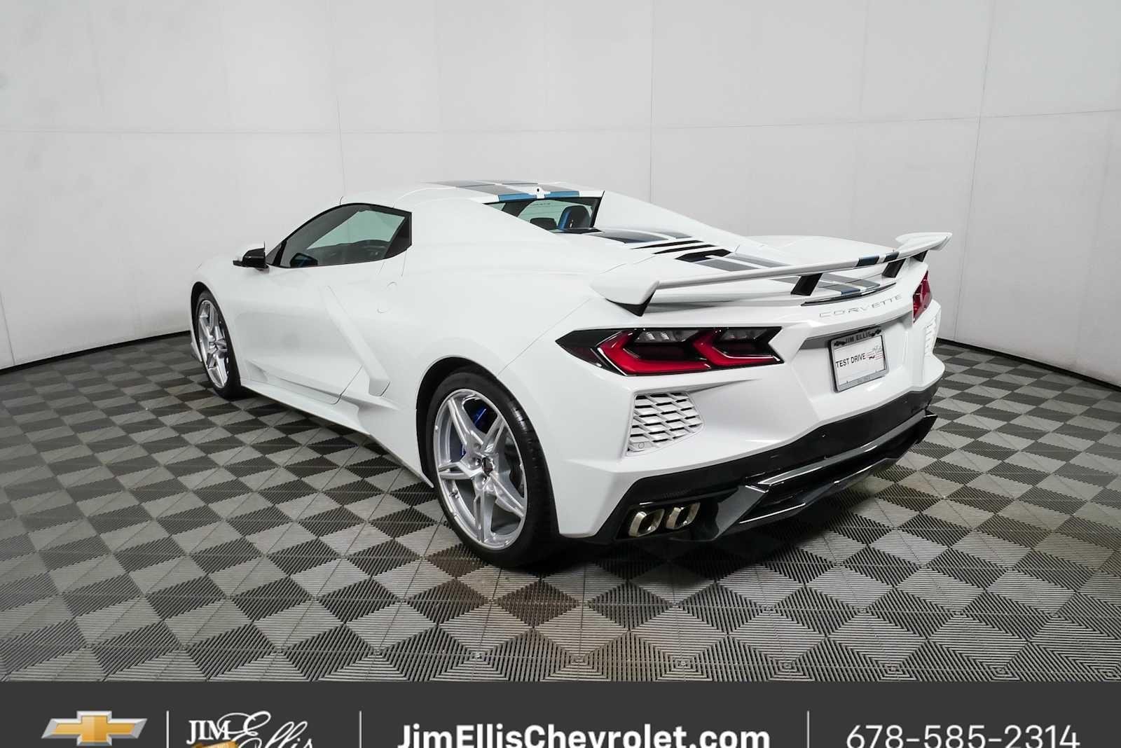 2025 Chevrolet Corvette 3LT - Photo 23