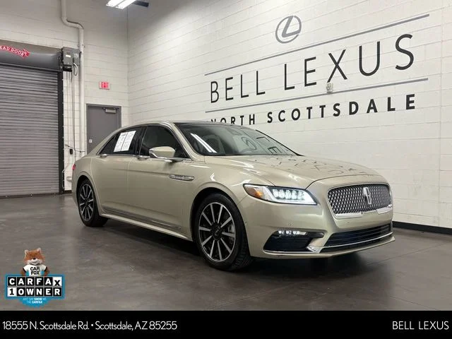 Used 2017 Gold Lincoln Reserve image 1