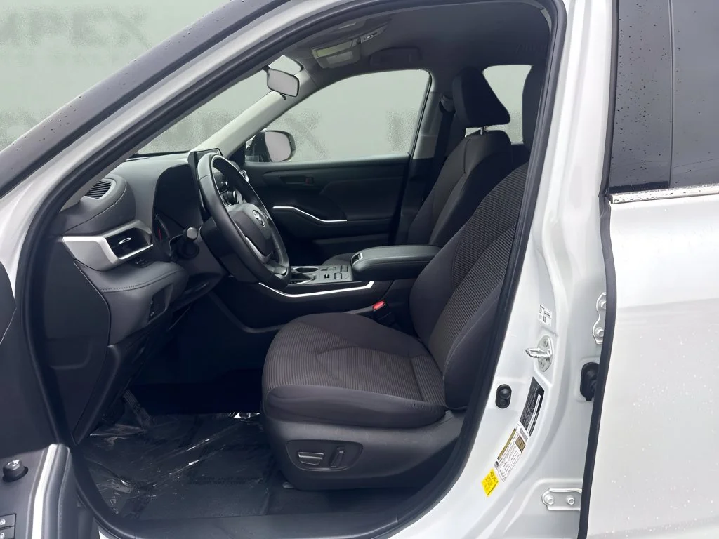 Used 2022 Beige Toyota LE image 9