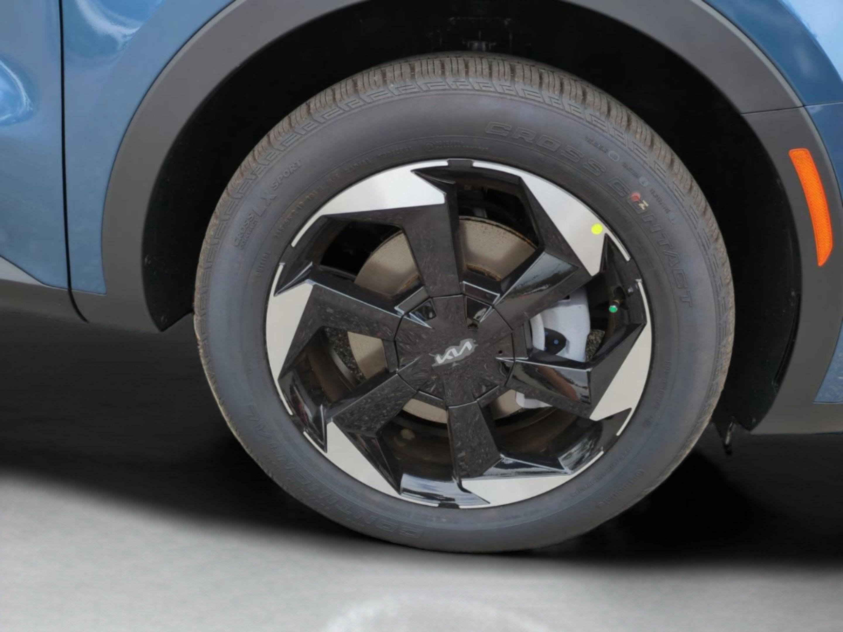 New 2026 Mineral Blue Kia EX image 34