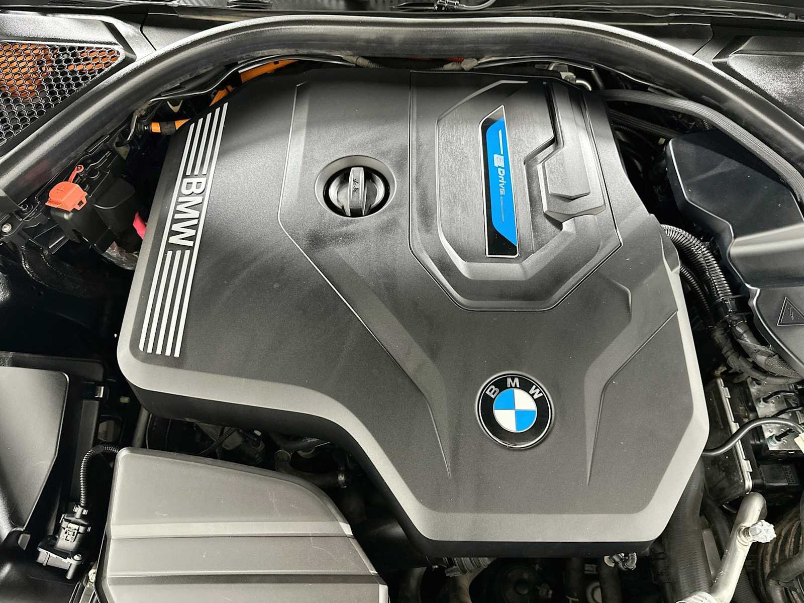 Used 2021 Black Sapphire Metallic BMW 330e image 29