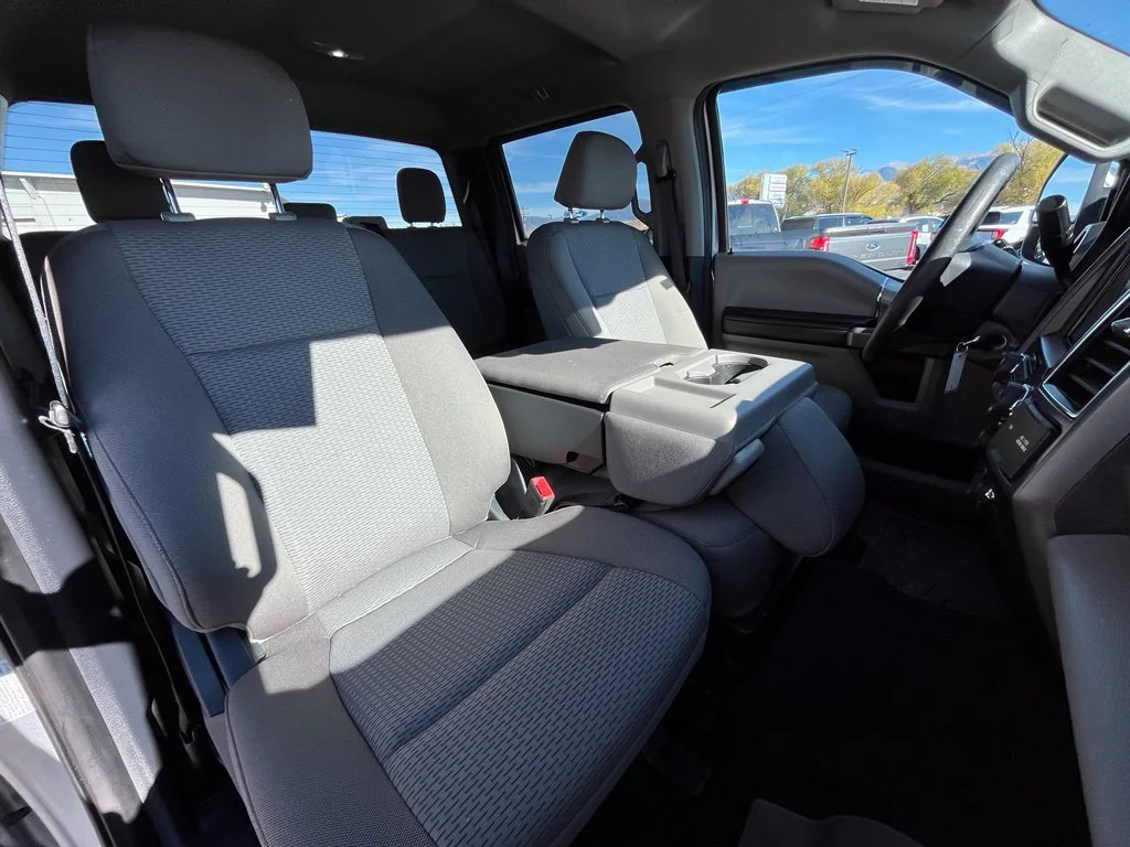 Used 2022  Ford XL image 20