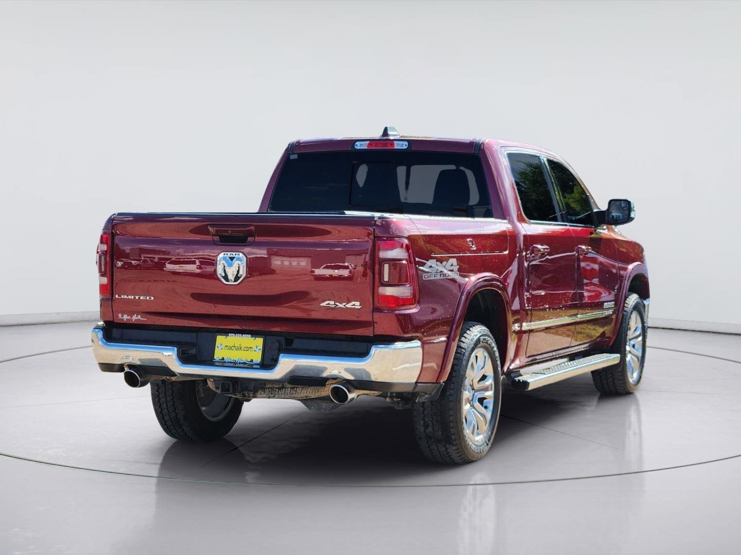 Used 2023 Delmonico Red Pearlcoat Ram Limited image 6