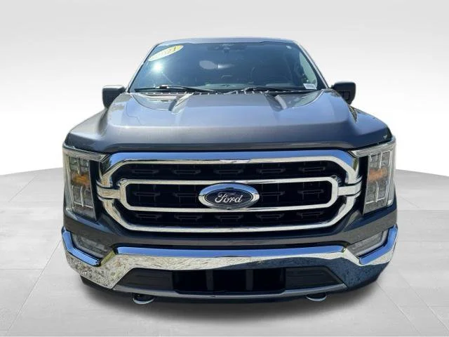 Used 2021 Gray Ford XLT image 2