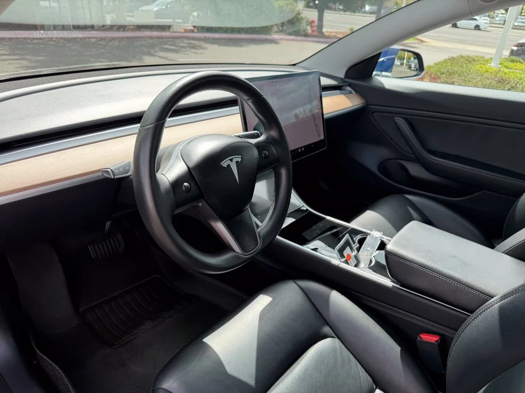 Used 2018 Blue Tesla Long Range image 16