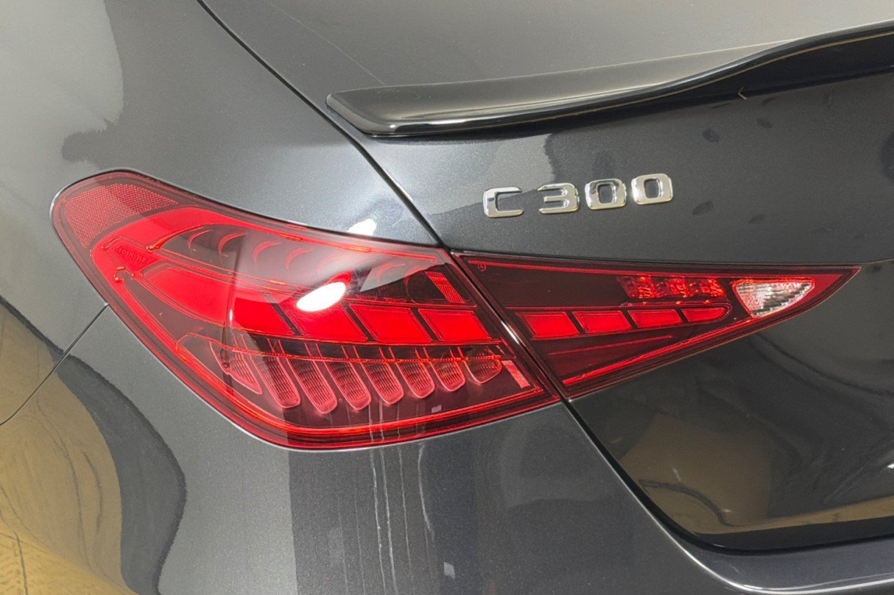 Used 2023 Graphite Grey Metallic Mercedes-Benz C 300 image 25