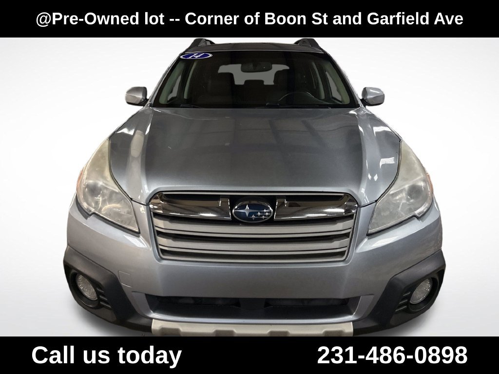 Used 2014 Silver Subaru 2.5i image 8