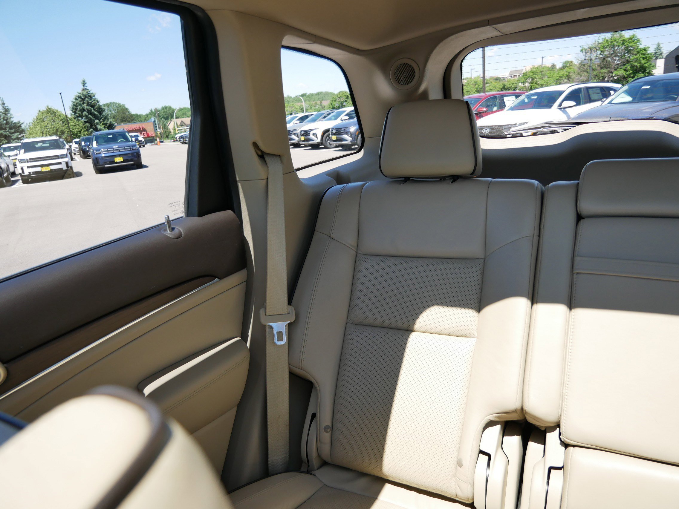 2014 Jeep Grand Cherokee Overland - Photo 12