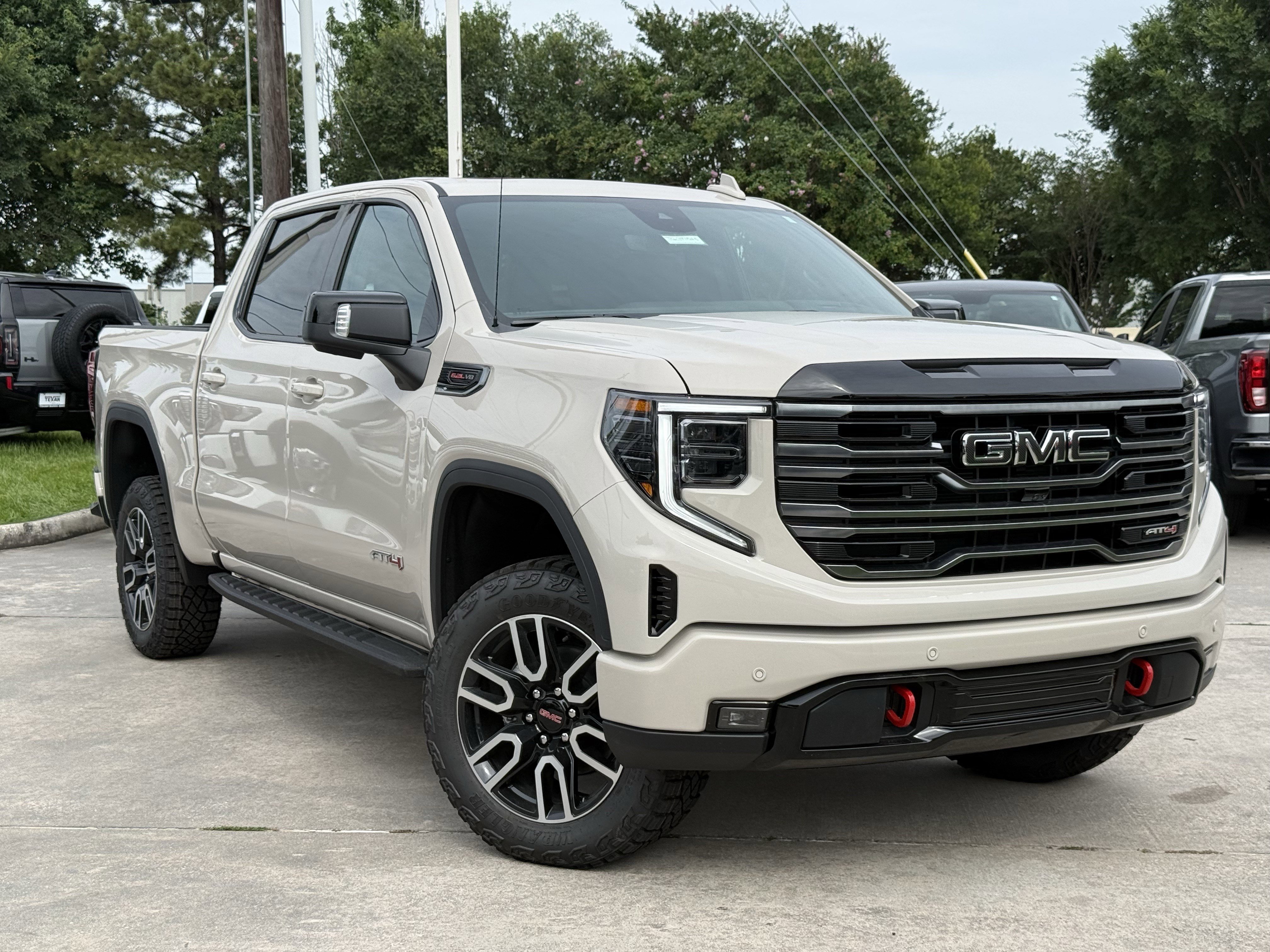2026 GMC Sierra 1500 AT4 - Photo 2