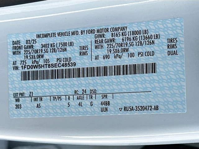 New 2025 Oxford White Ford XL image 18