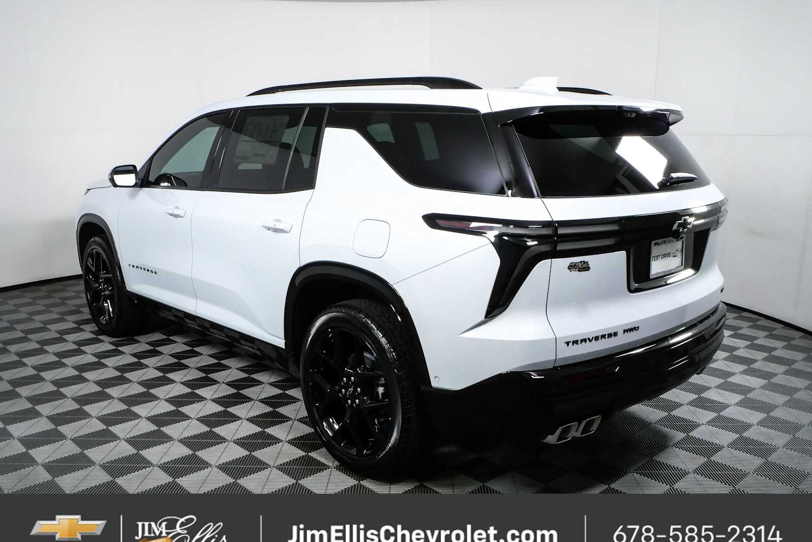 New 2026 Polar White Tricoat Chevrolet RS image 30