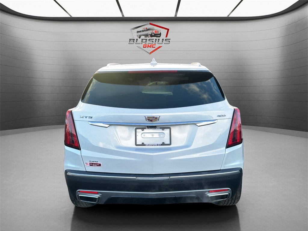 2022 Cadillac XT5 Premium Luxury photo 4