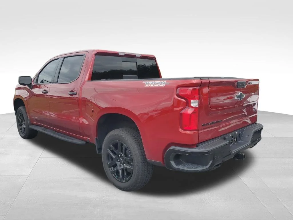 Used 2025 Red Chevrolet LT Trail Boss image 3