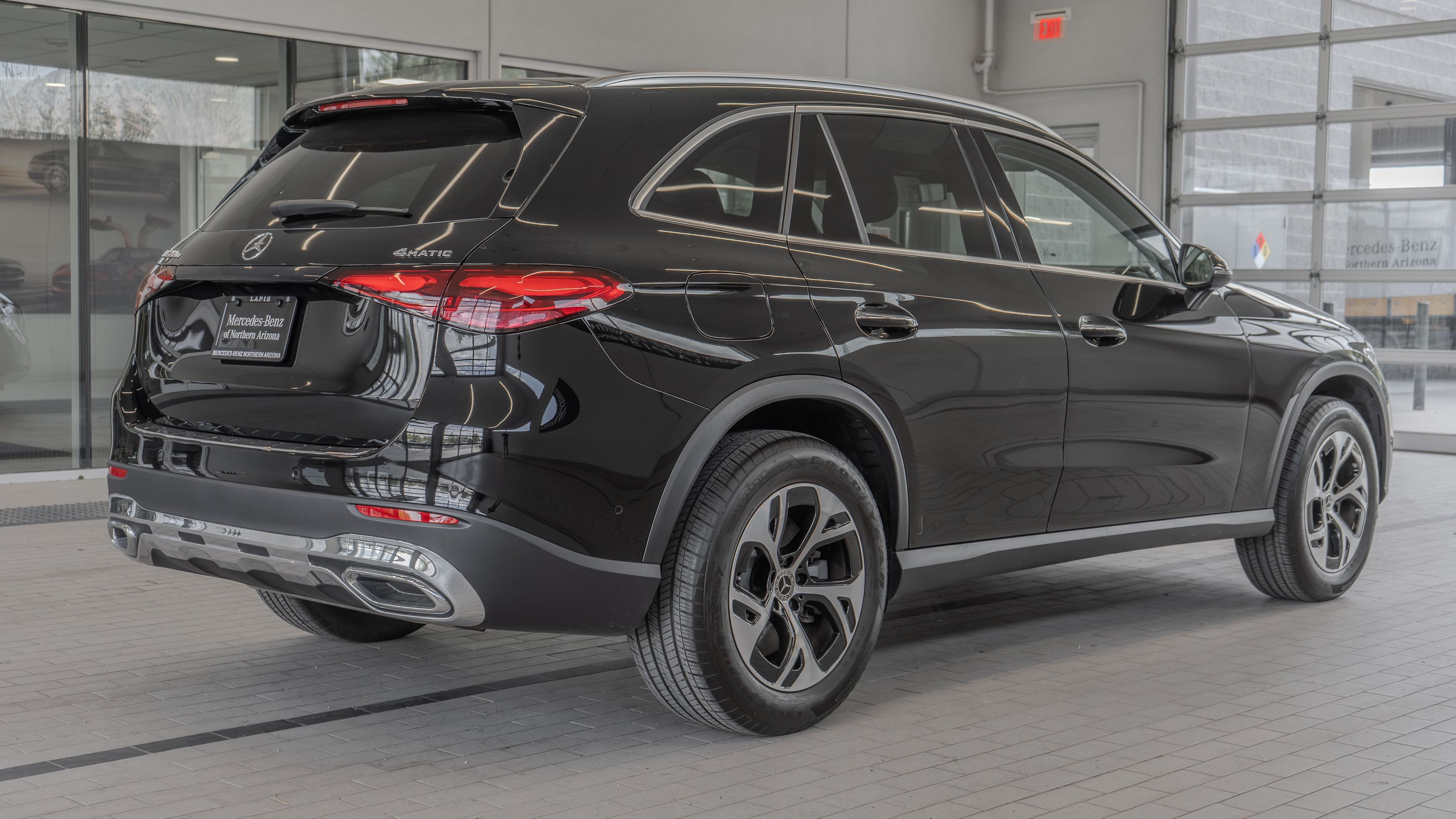 Certified Used 2025 Black Mercedes-Benz GLC 350e image 31