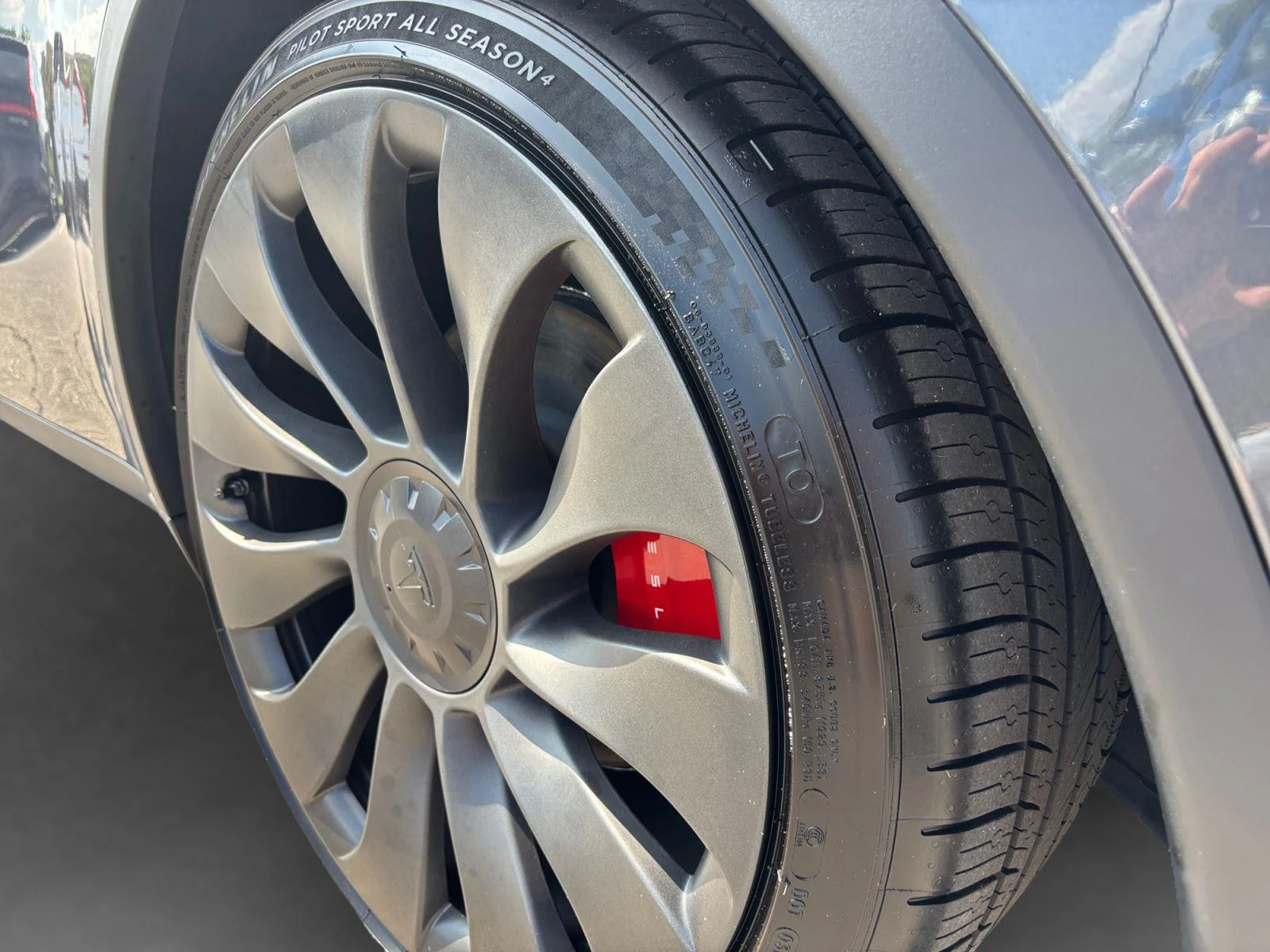 Used 2023  Tesla Performance image 54
