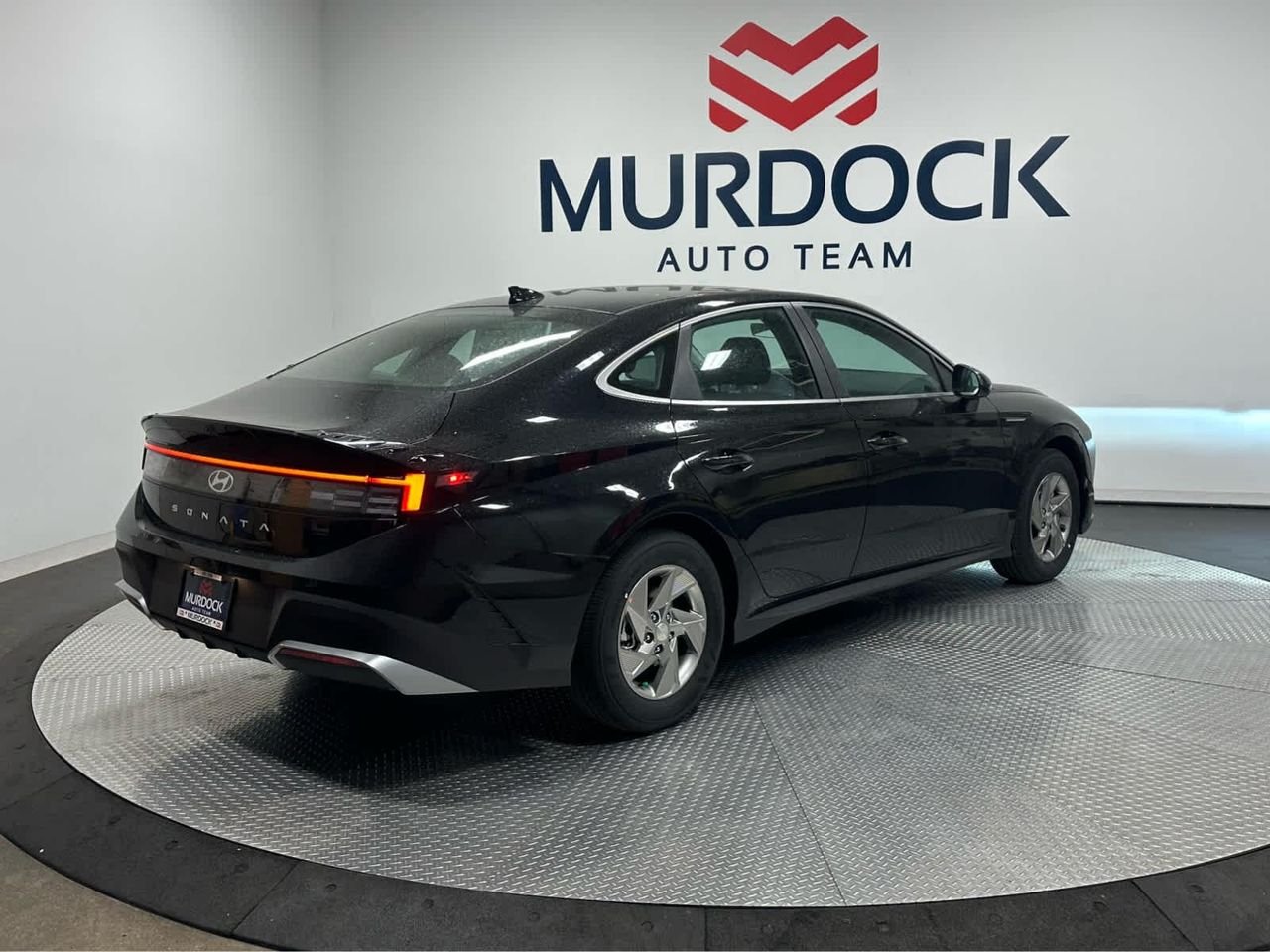 New 2026 Abyss Black Hyundai SE image 7