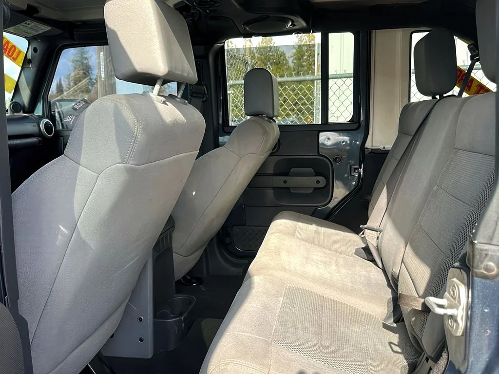 Used 2008 Black Jeep Unlimited Sahara image 19