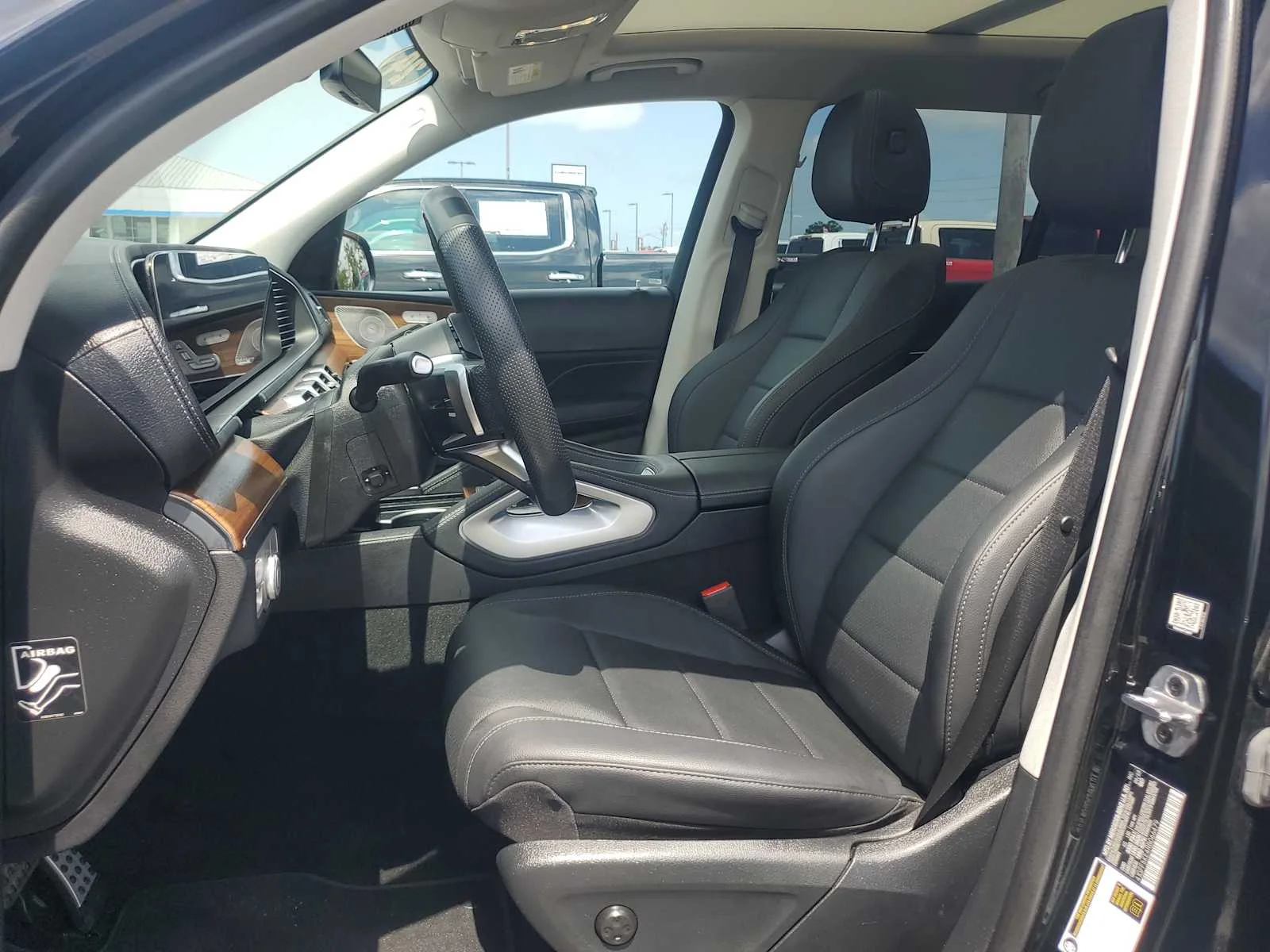 Used 2024  Mercedes-Benz GLS 450 image 13