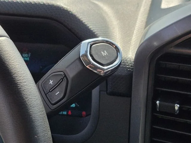 Used 2025 Red Ford XLT image 30