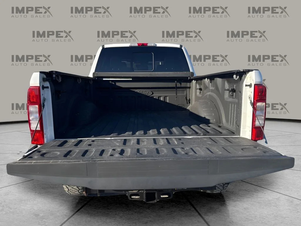 Used 2020 Gray Ford King Ranch image 29