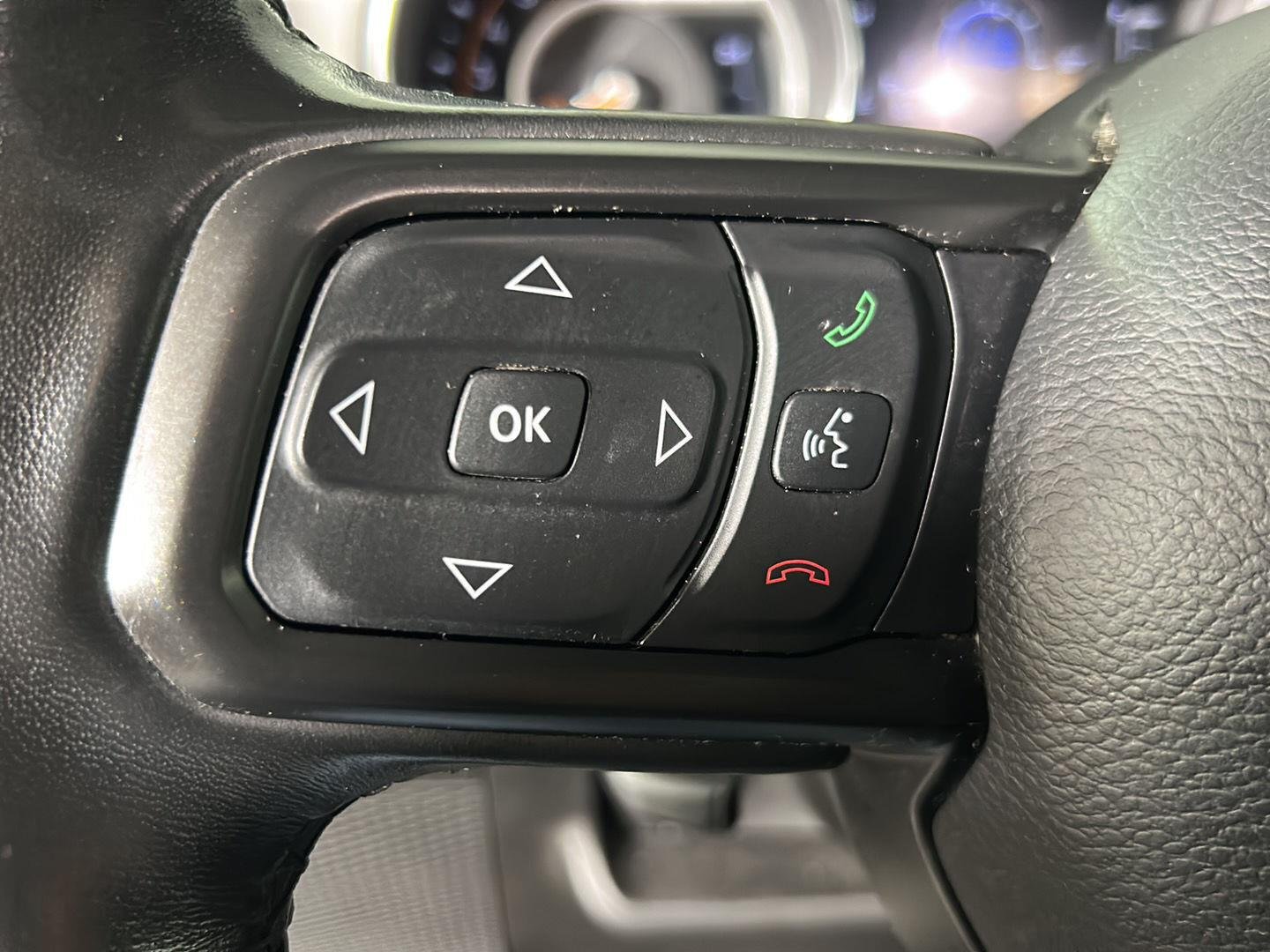 Used 2021 Granite Crystal Metallic Clearcoat Jeep Sport S image 20