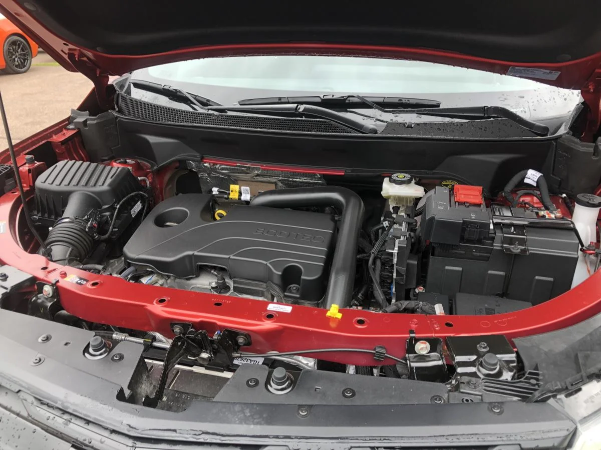 Used 2026 Red Chevrolet AWD 4dr LT w/2LT image 20