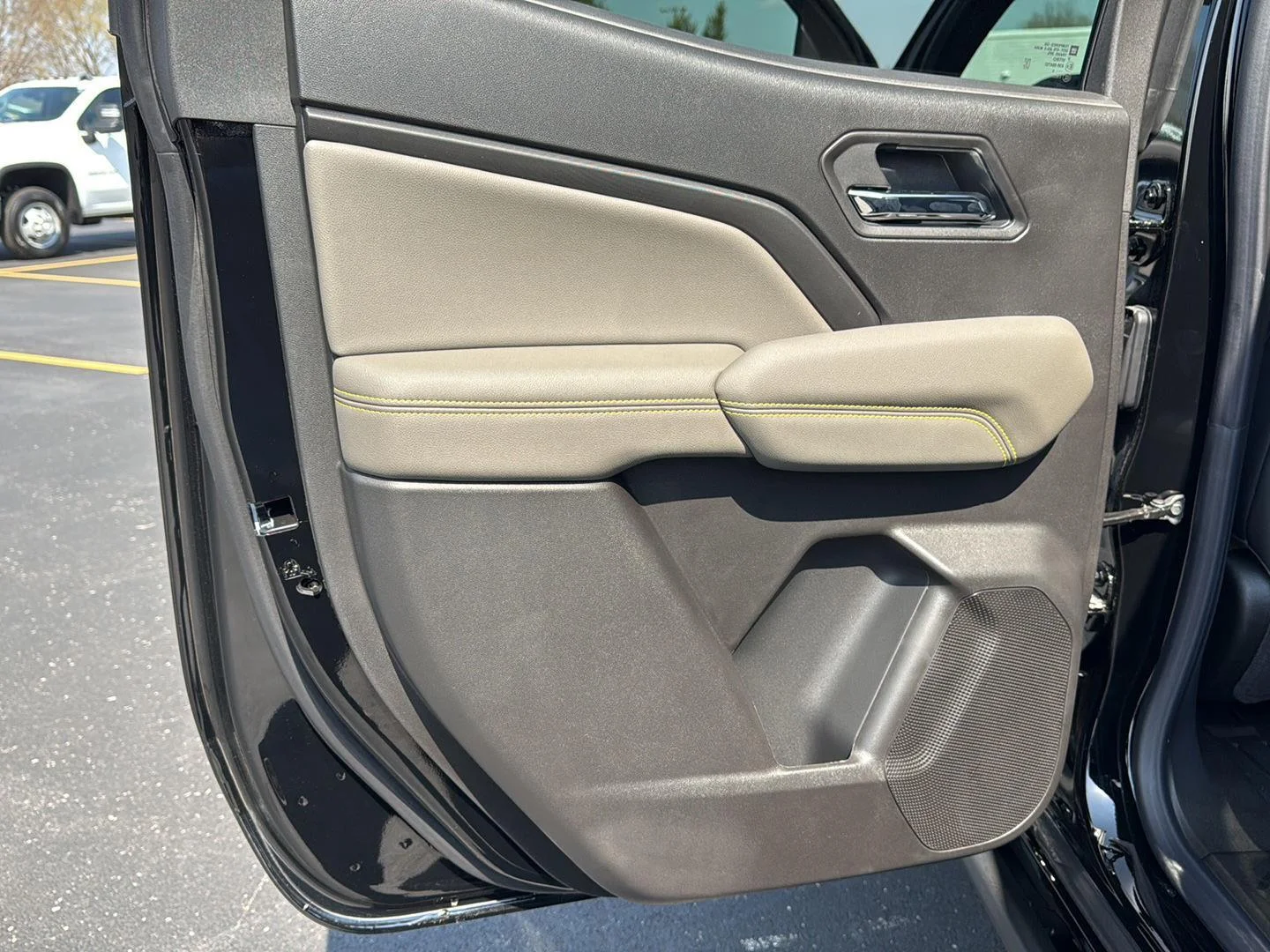 2026 Chevrolet Colorado ZR2 - Photo 22