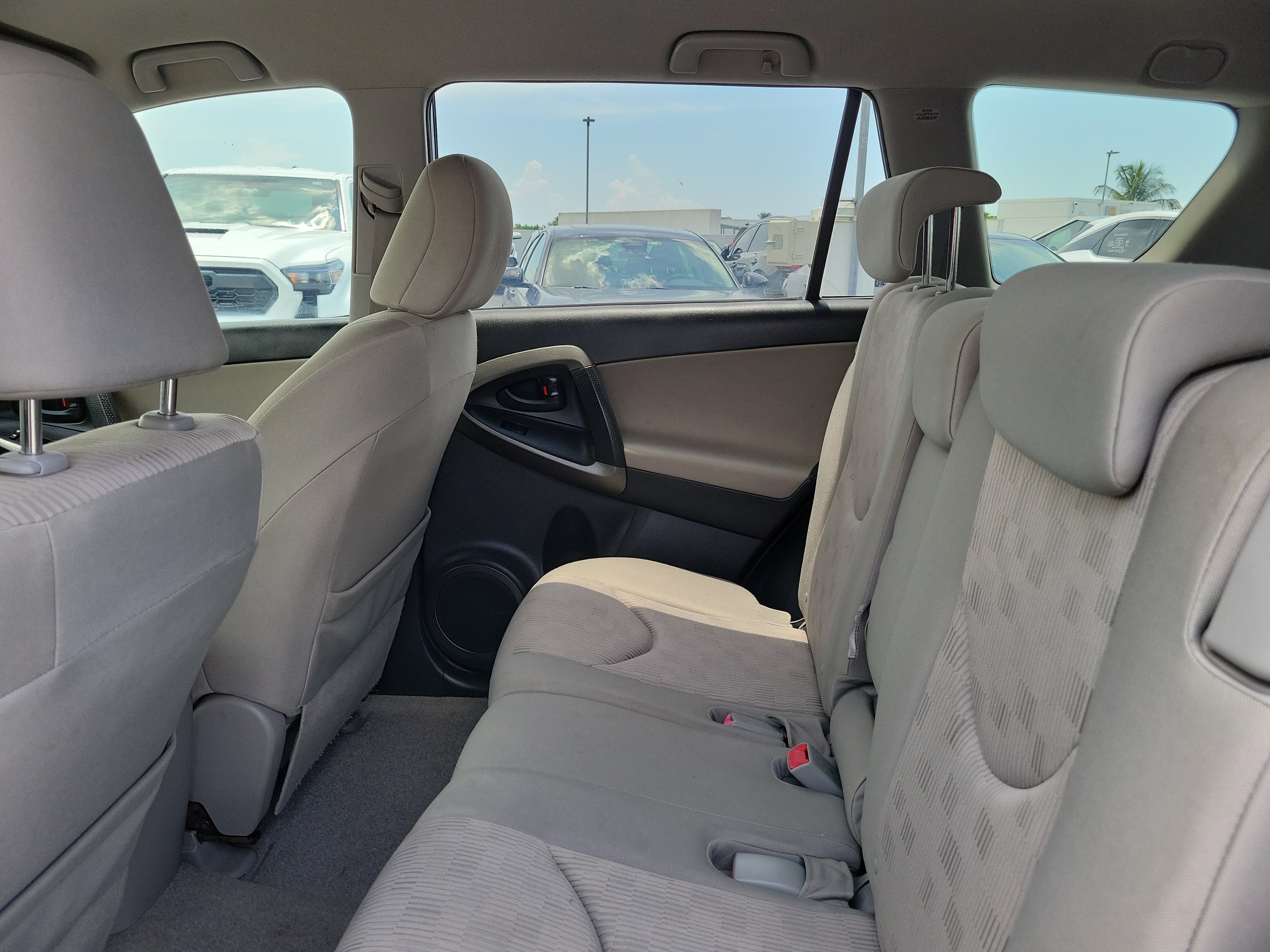 Used 2011 Classic Silver Metallic Toyota Base image 13