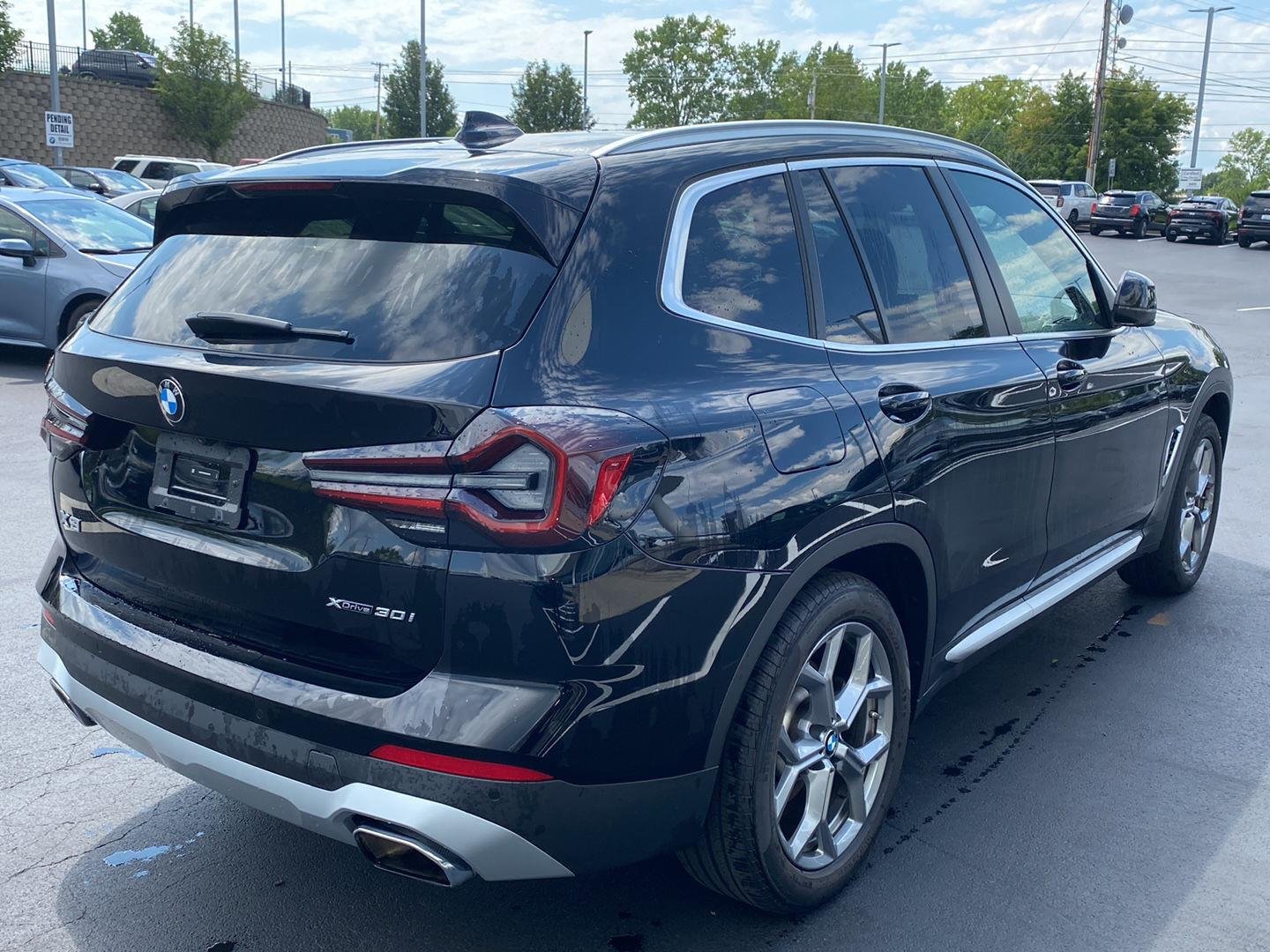Certified Used 2024 Jet Black BMW xDrive30i image 3