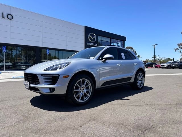 Used 2017 Rhodium Silver Metallic Porsche Base image 6
