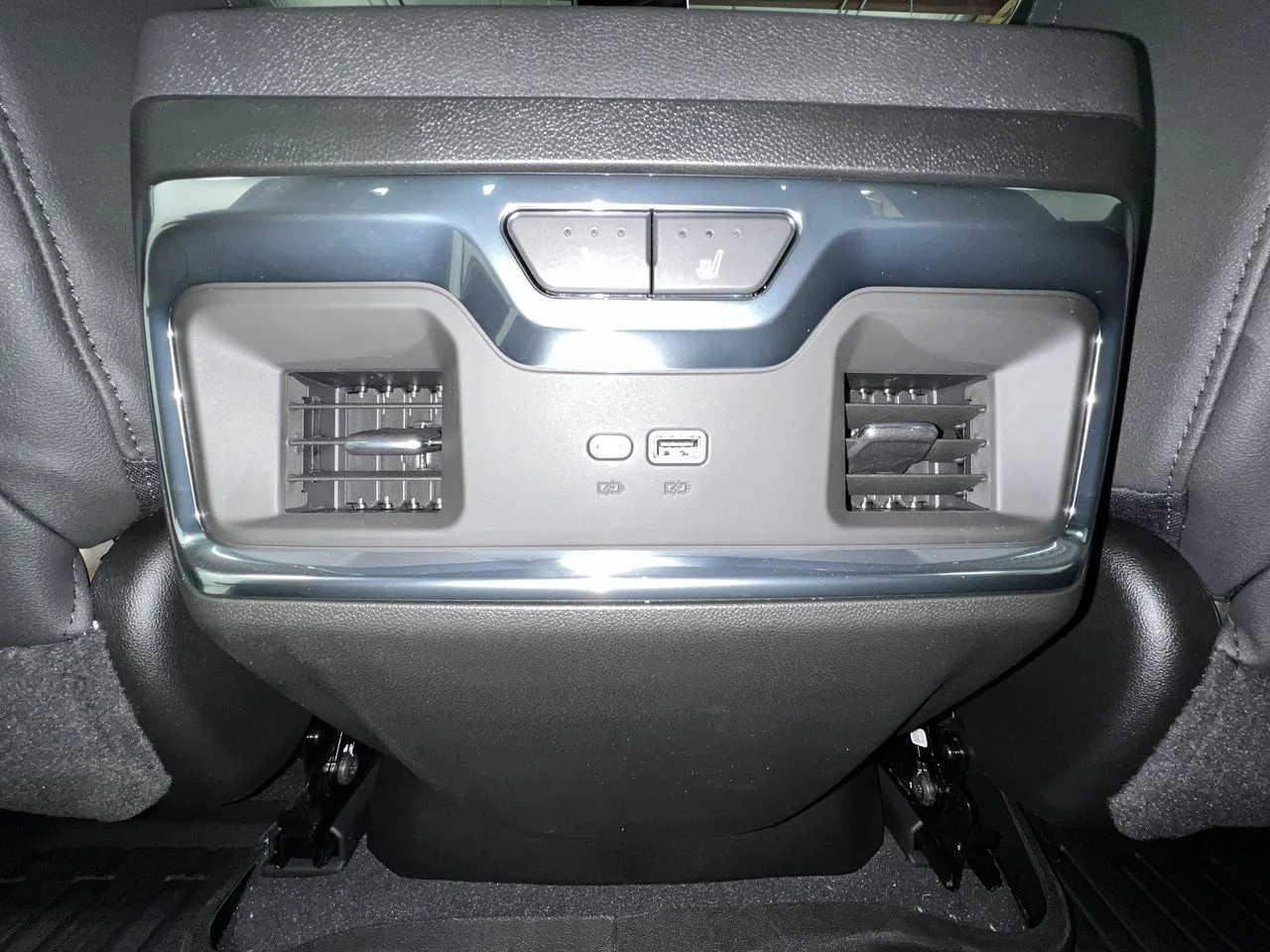 2026 GMC Sierra 1500 SLT - Photo 79