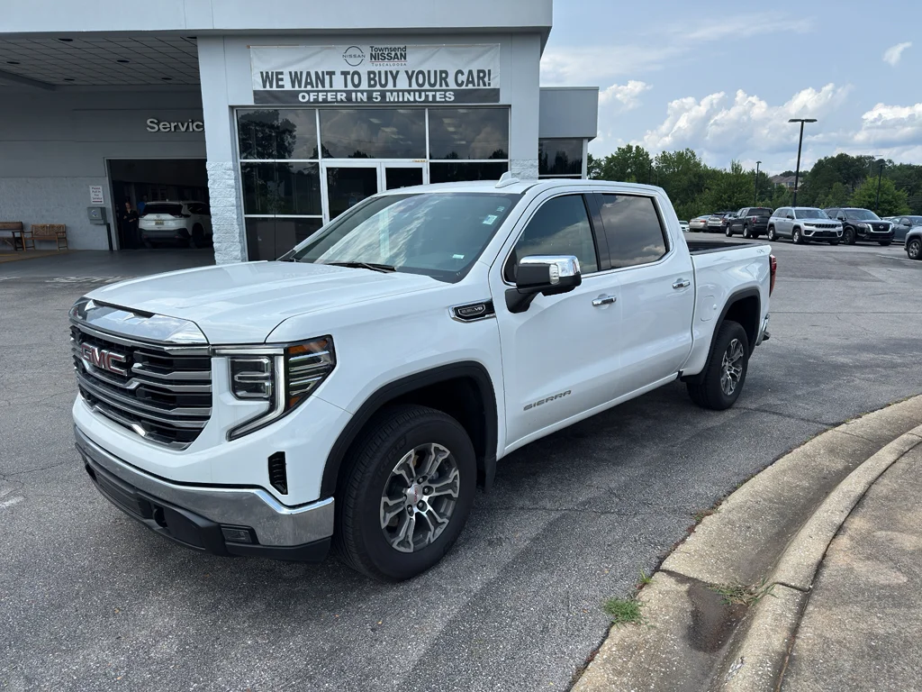Used 2026 Summit White GMC SLT image 2