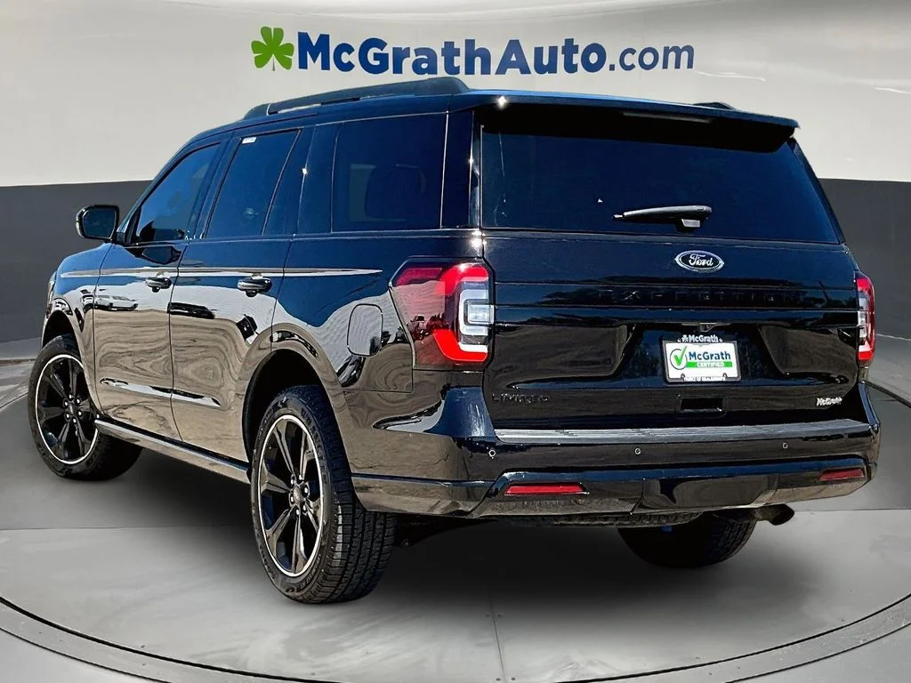 Used 2022 Black Ford Limited image 5