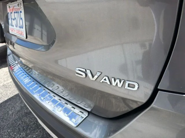 Used 2018 Gray Nissan SV image 4