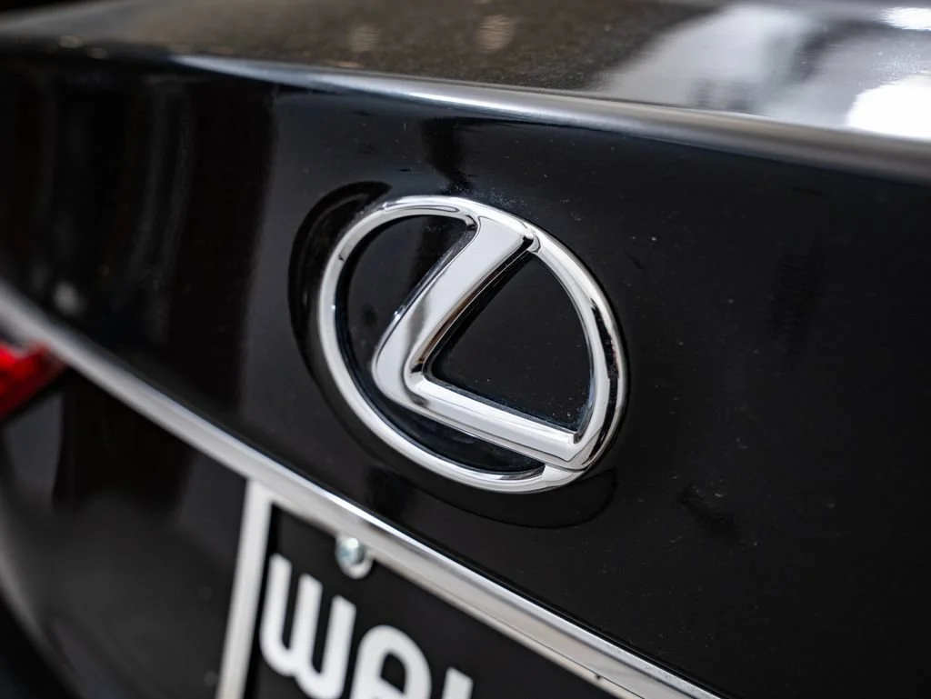 Used 2013 Obsidian Lexus 350 image 18
