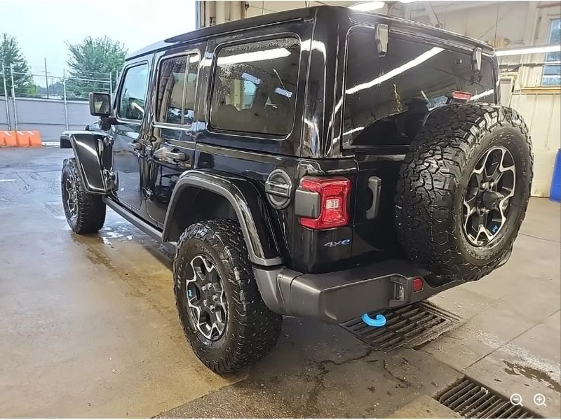 Used 2023 Black Clearcoat Jeep Rubicon image 2