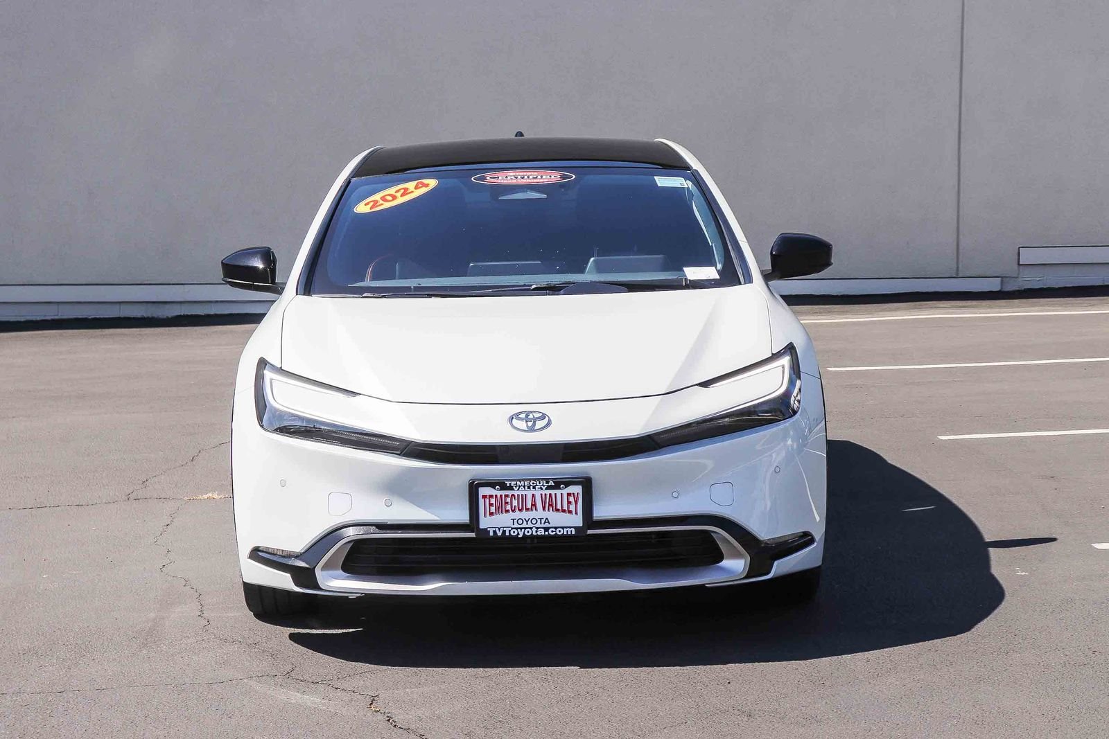 Certified Used 2024 Pearl Toyota XSE Premium image 2