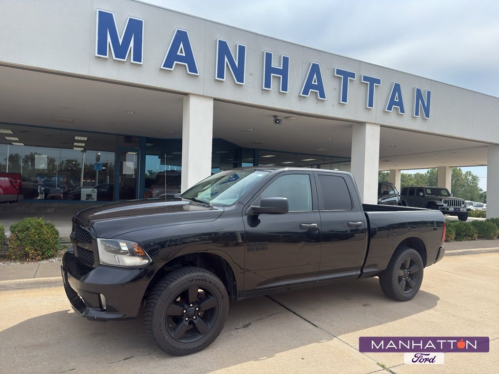 Used 2018 Brilliant Black Crystal Pearlcoat Ram Express image 1