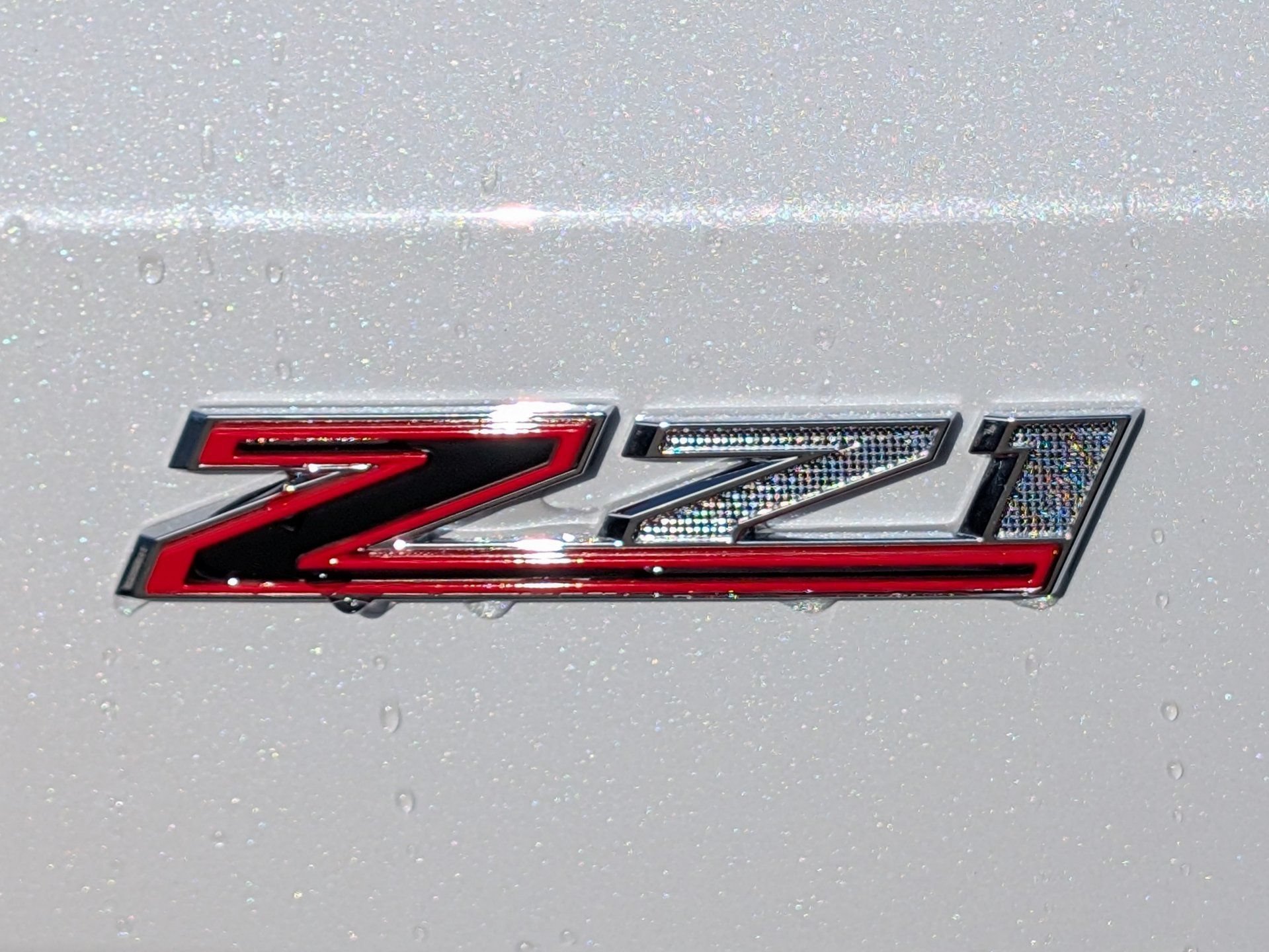New 2026 Polar White Tricoat Chevrolet Z71 image 11