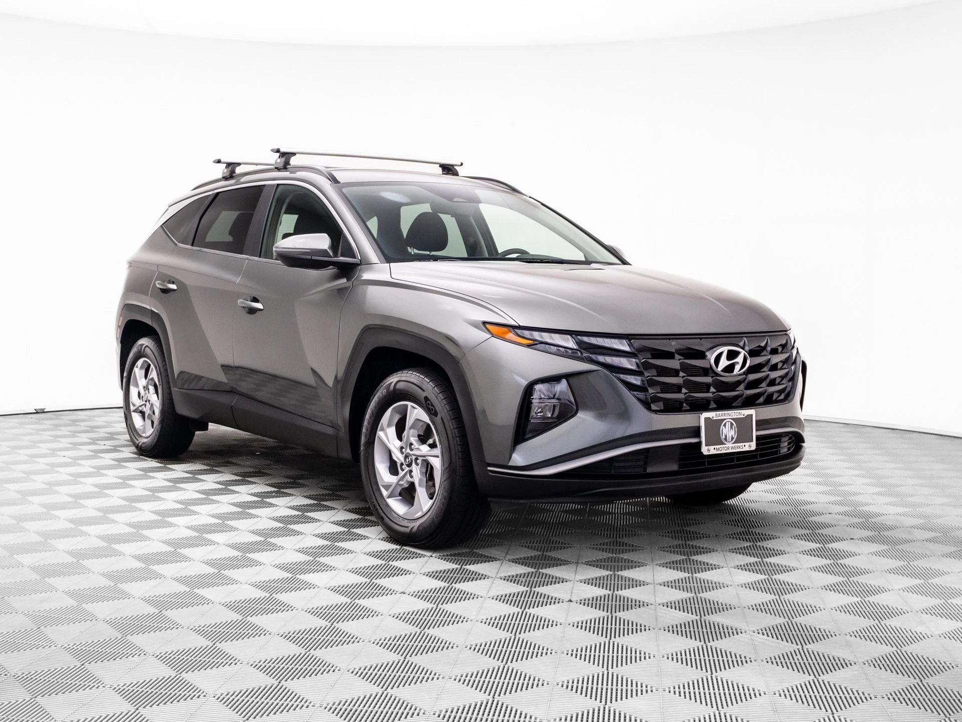 Used 2022 Gray Hyundai SEL image 9