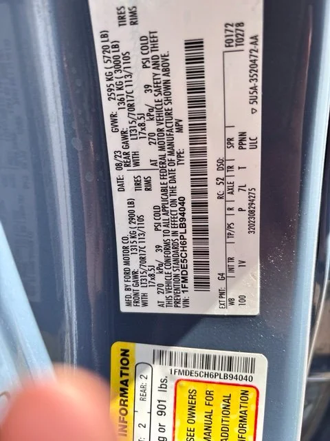 Used 2023 Gray Ford Badlands image 8