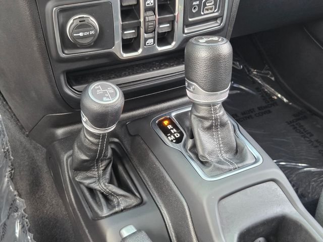 Used 2024 Silver Jeep Sahara 4xe image 17