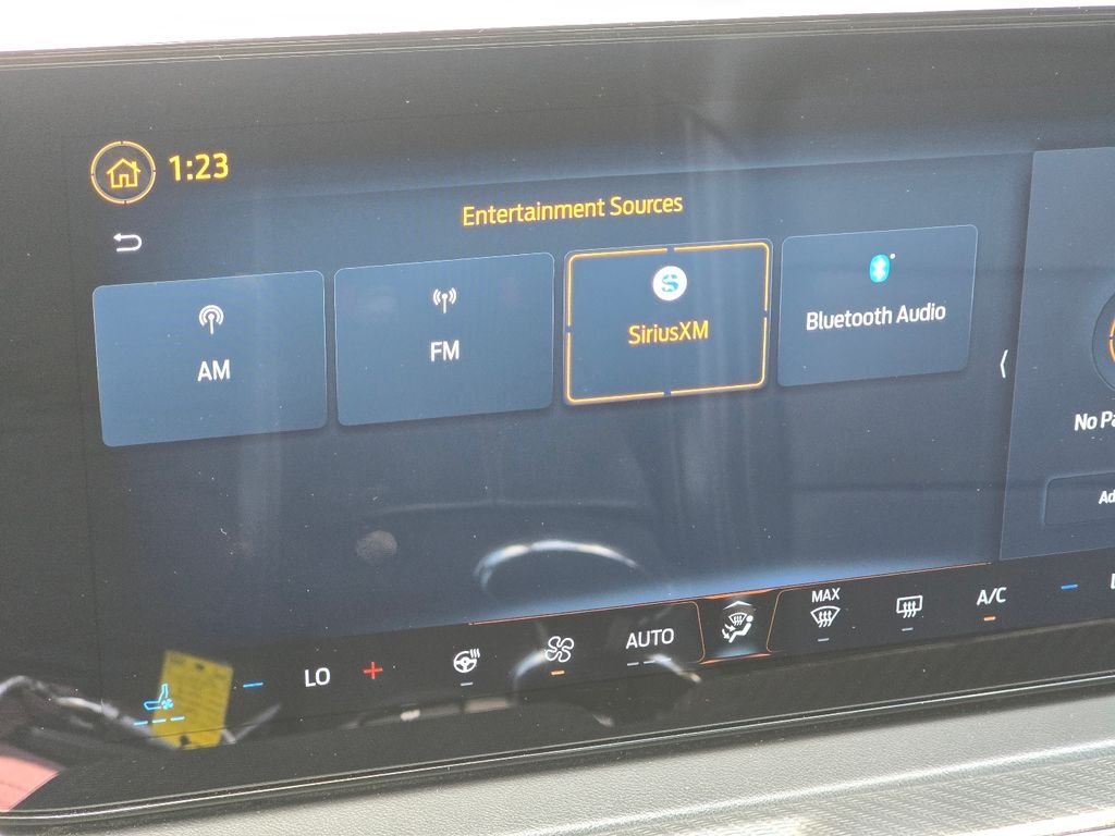 Used 2025 Silver Ford EcoBoost Premium image 6