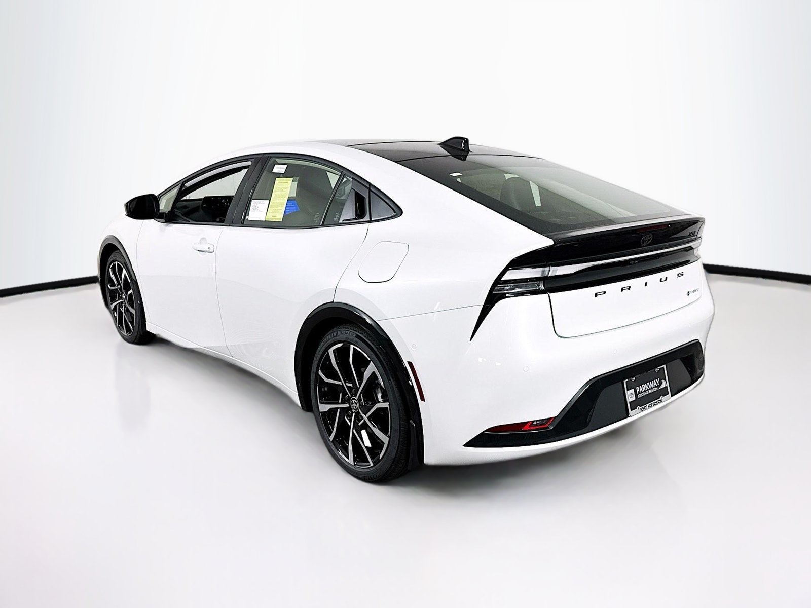 Used 2025 Beige Toyota XSE Premium image 4