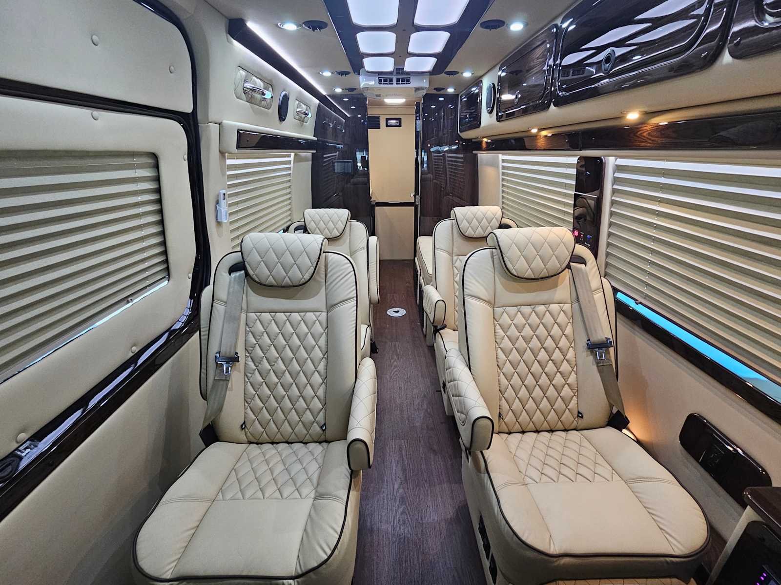New 2026 Obsidian Black Metallic Mercedes-Benz Avenger Series RV image 33