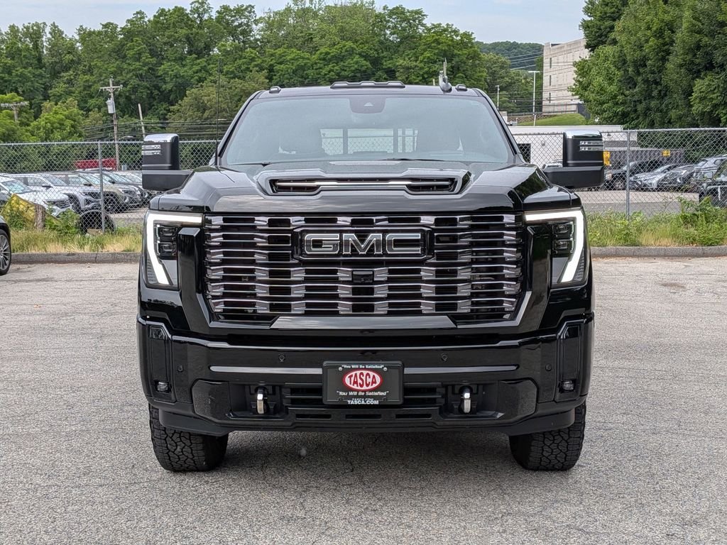 Used 2026 Black GMC Denali Ultimate image 12