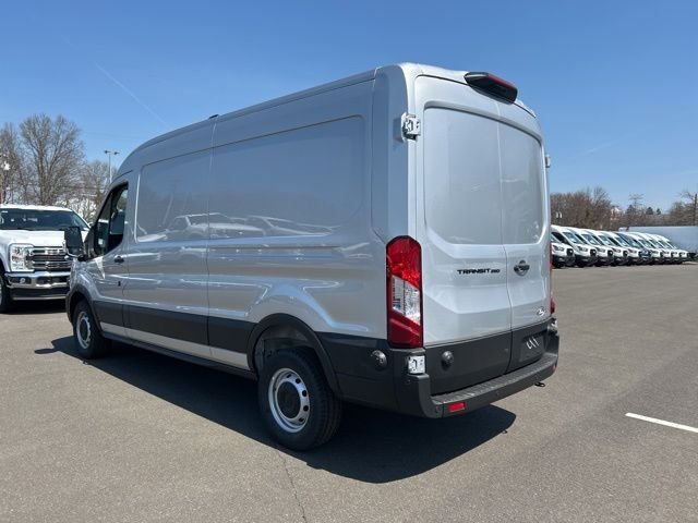 New 2026 Silver Ford Base image 5